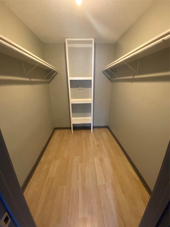 Walk-in closet