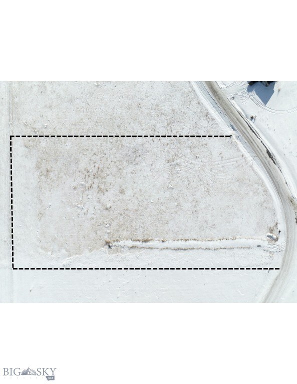 Property lines are not exact. Photo for visualizat