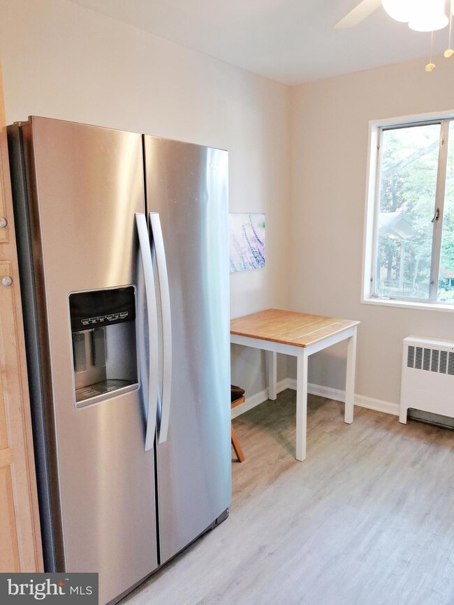 Kenwood Place unit 311, Bethesda, MD 20816 - photo 6