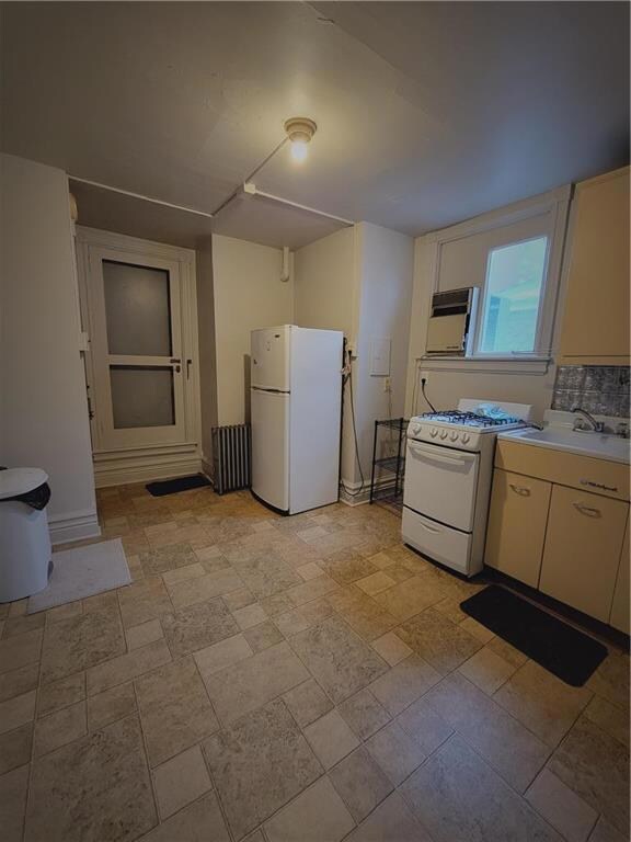134 S Franklin St unit 3, Allentown, PA 18102 - photo 3