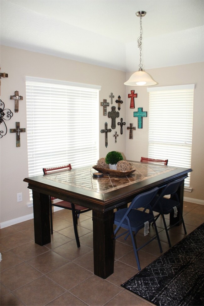 114 Cobblestone Ct, Magnolia, TX 77354 - photo 6