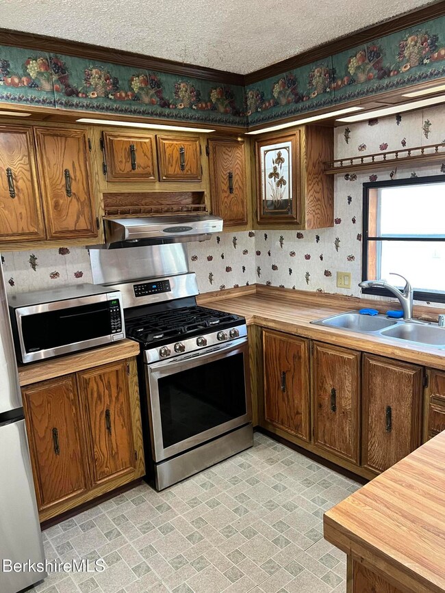 unlisted-address, North Adams, MA 01247 - photo 4