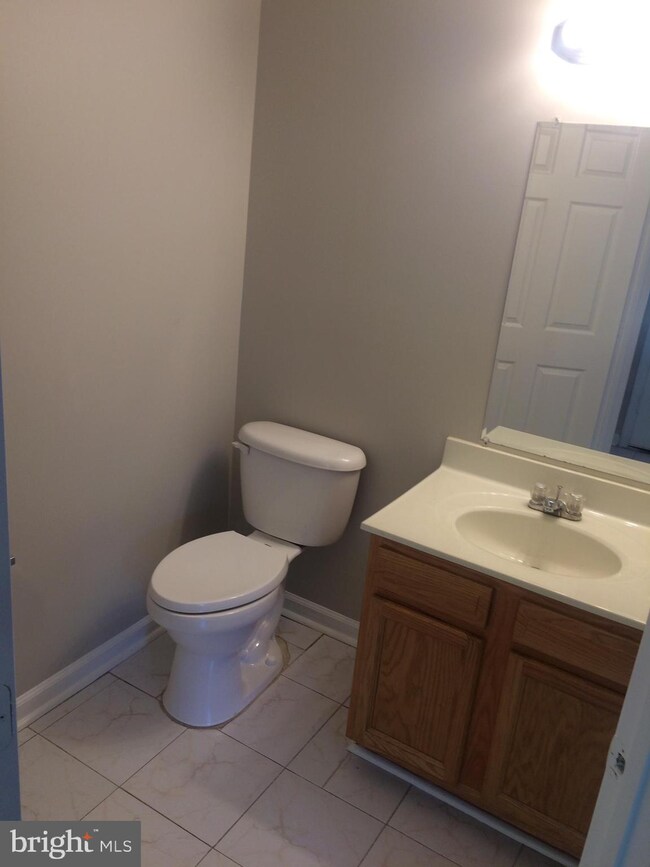 8313 Green Heron Way unit 14, Lorton, VA 22079 - photo 4