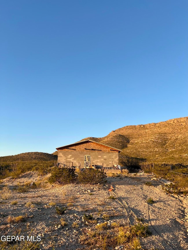 18541 Carinha Ave, El Paso, TX 79938 - photo 4