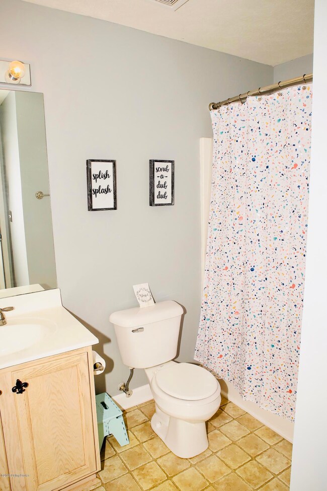 163 Central Blvd, Mount Washington, KY 40047 - photo 6