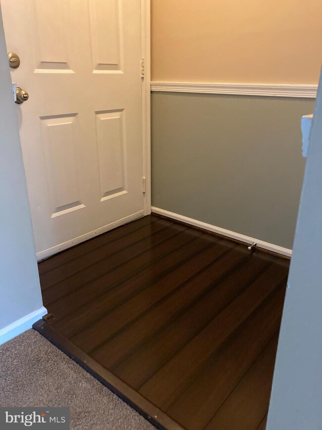 9330 Niki Place unit 202, Manassas, VA 20110 - photo 2