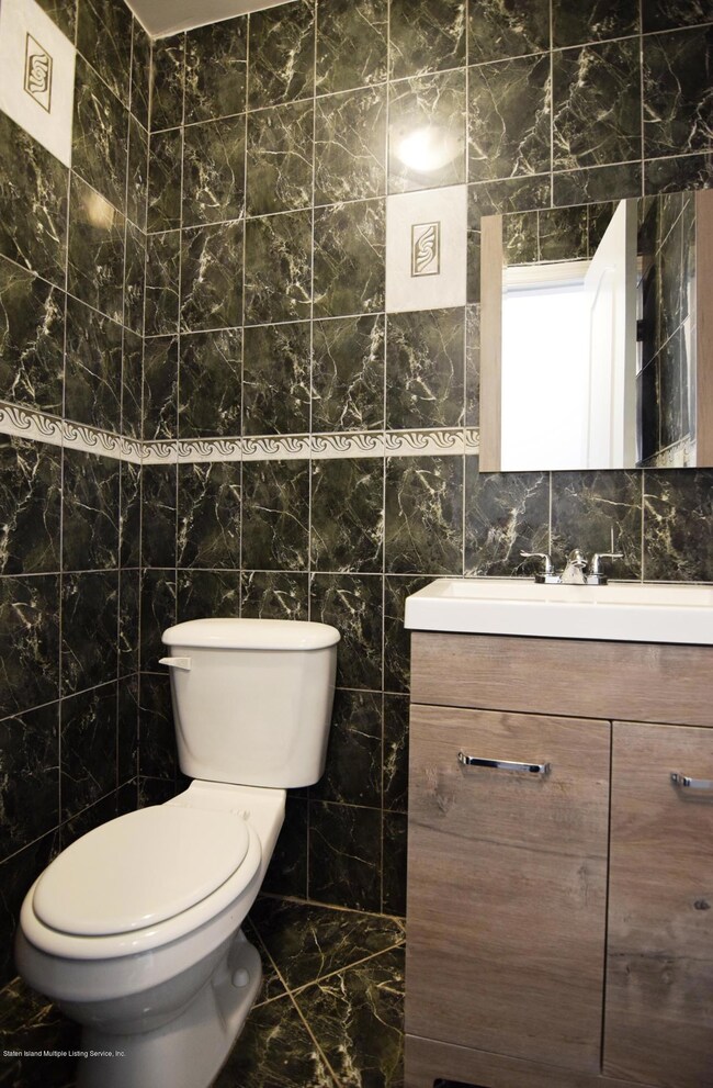 (5) Half Bath