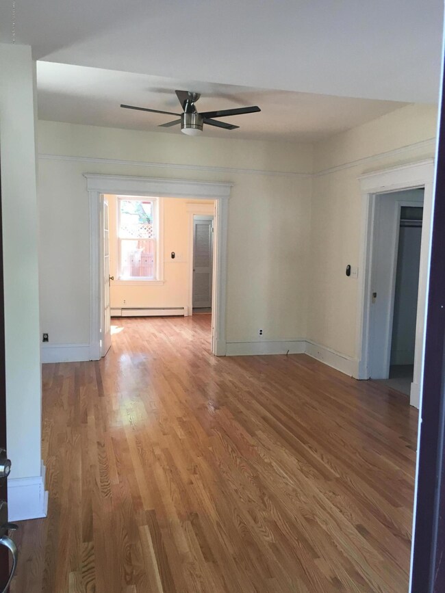 111 Fiske Ave, Staten Island, NY 10314 - photo 3