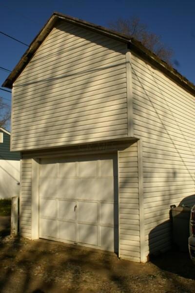 715 E Mulberry St, Lancaster, OH 43130 - photo 7