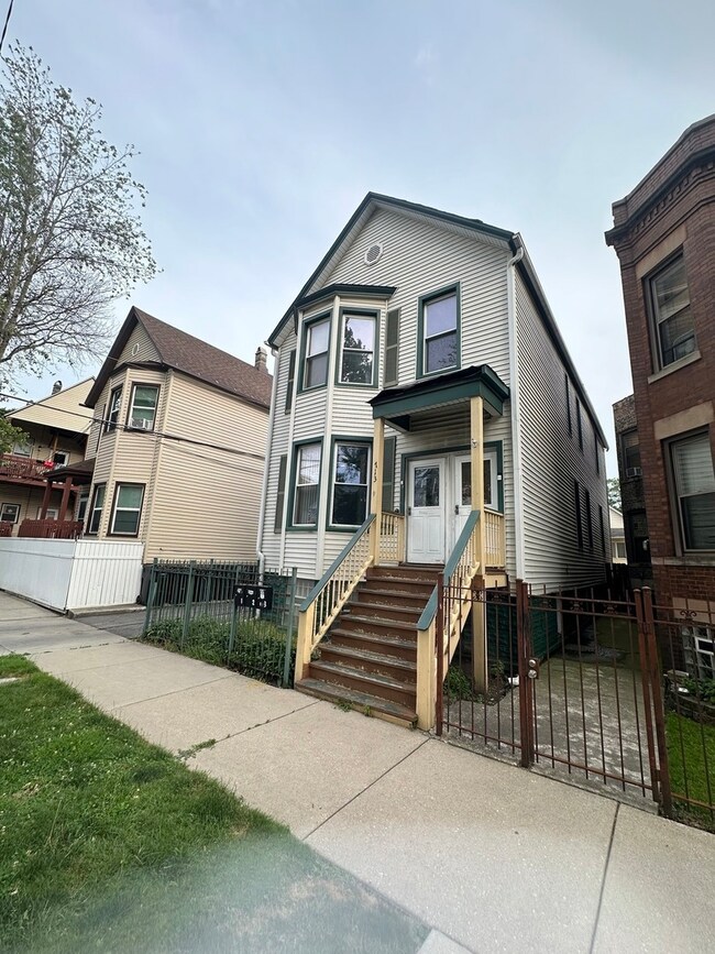 713 W 48th St, Chicago, IL 60609 - photo 2