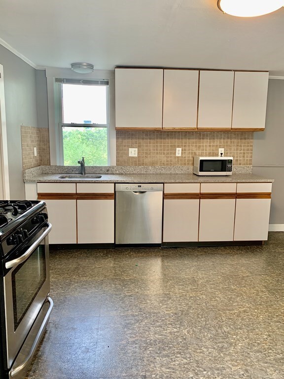 183 3rd St unit 1, Cambridge, MA 02141 - photo 3