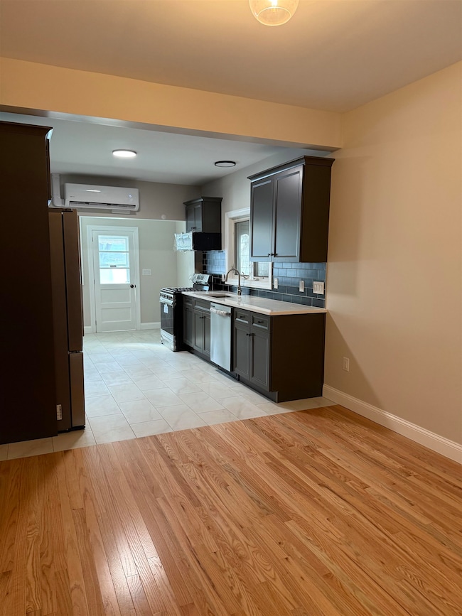 183 Lexington Ave, Jersey City, NJ 07304 - photo 4