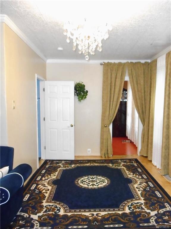 Spacious Dining area and first floor Bedroom to th