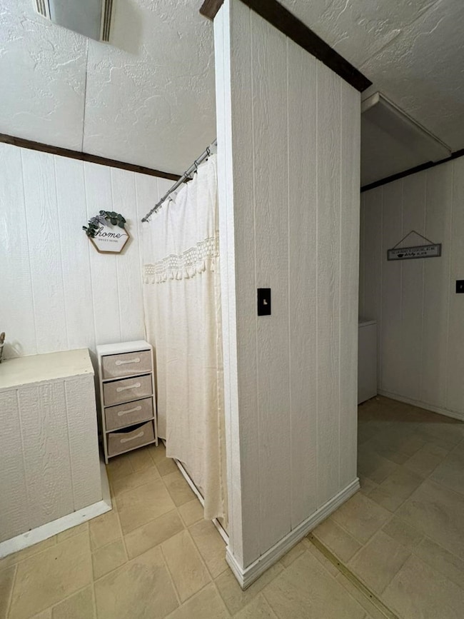 214 E 6th St, Milan, MO 63556 - photo 7