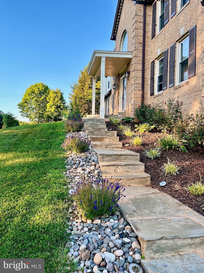 8620 Stableview Ct, Gaithersburg, MD 20882 - photo 4