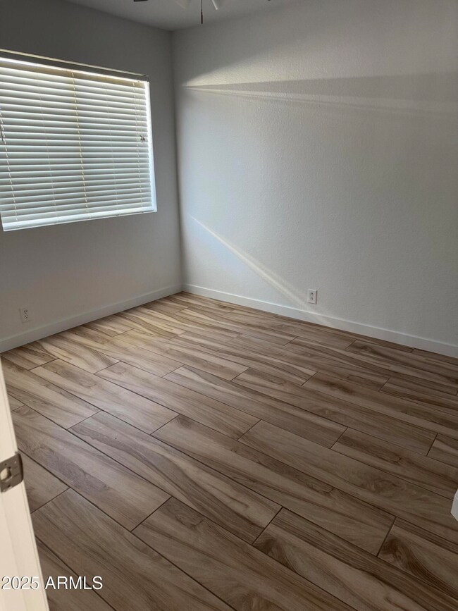 580 N Danyell Ct, Chandler, AZ 85225 - photo 7