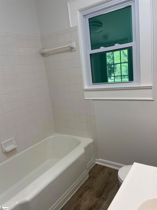 131 Branch St, Inman, SC 29349 - photo 5