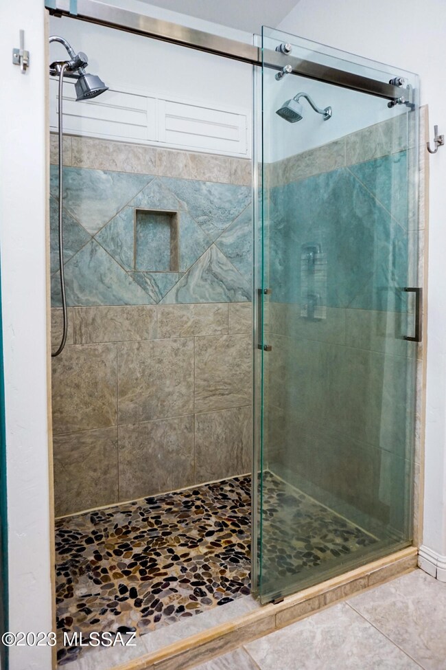 Master shower