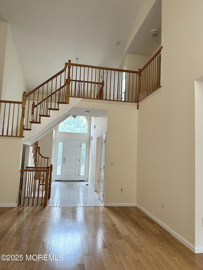 166 La Quinta Ct, Holmdel, NJ 07733 - photo 3