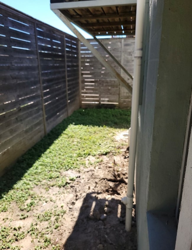 6918 Irvington Blvd unit A, Houston, TX 77022 - photo 2