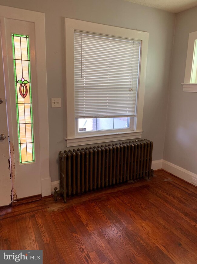 3014 Pinewood Ave, Baltimore, MD 21214 - photo 4
