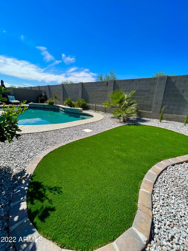 4D424F1A-05B5-4DF9-903D-7F3BBC6FA861