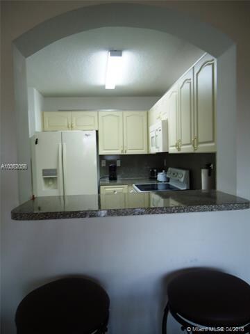 10657 SW 8th St unit 2404, Pembroke Pines, FL 33025 - photo 6