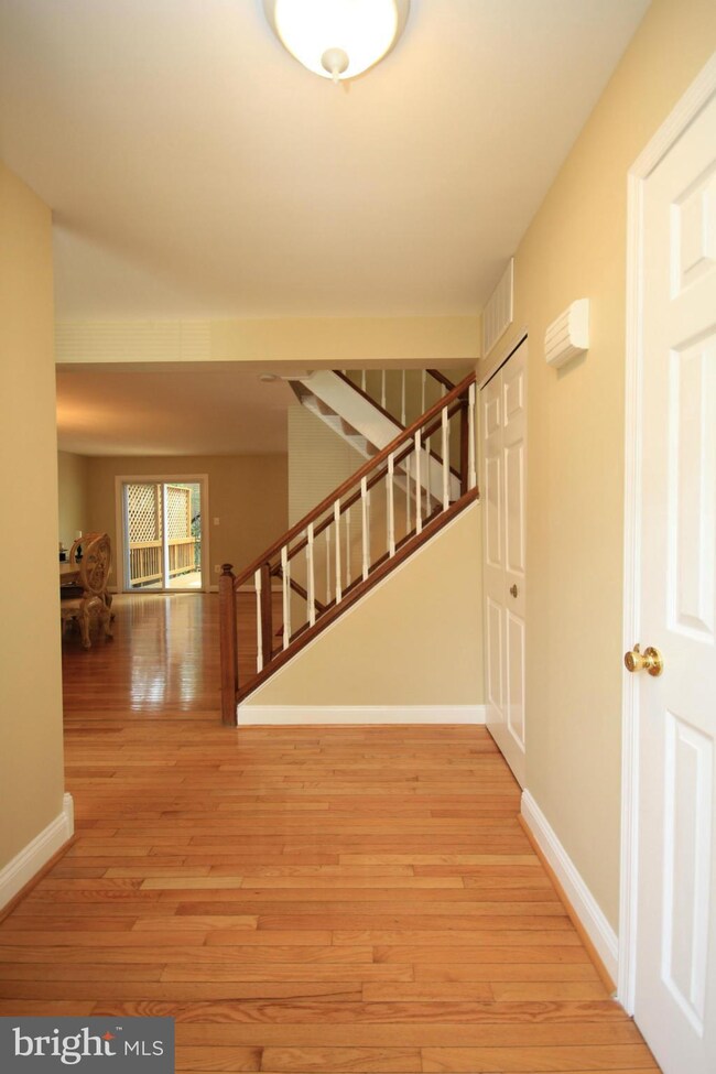 10305 Pond Spice Terrace, Burke, VA 22015 - photo 2