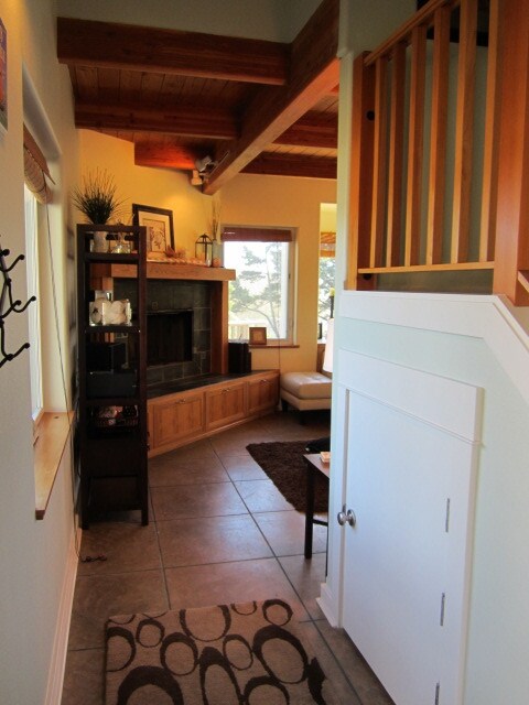 Front entry (interior)
