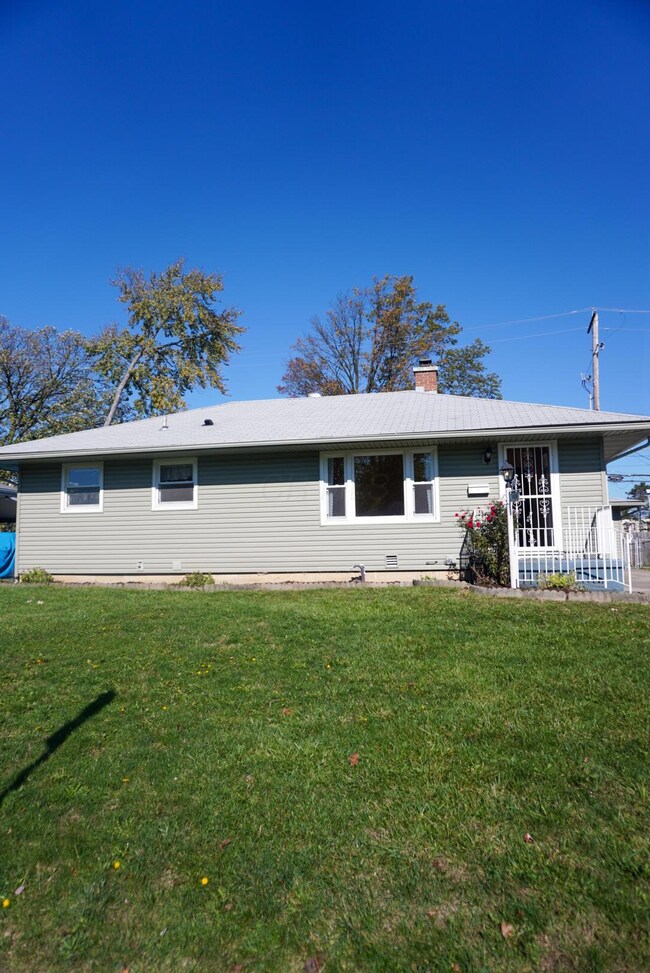 1914 Fenton St, Columbus, OH 43224 - photo 7