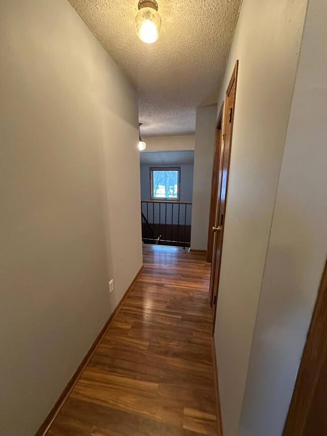 1818 113th Ln NW, Coon Rapids, MN 55433 - photo 4