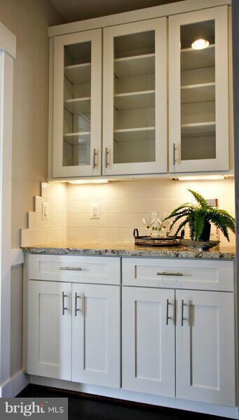 9220 Old Burke Lake Rd, Burke, VA 22015 - photo 6