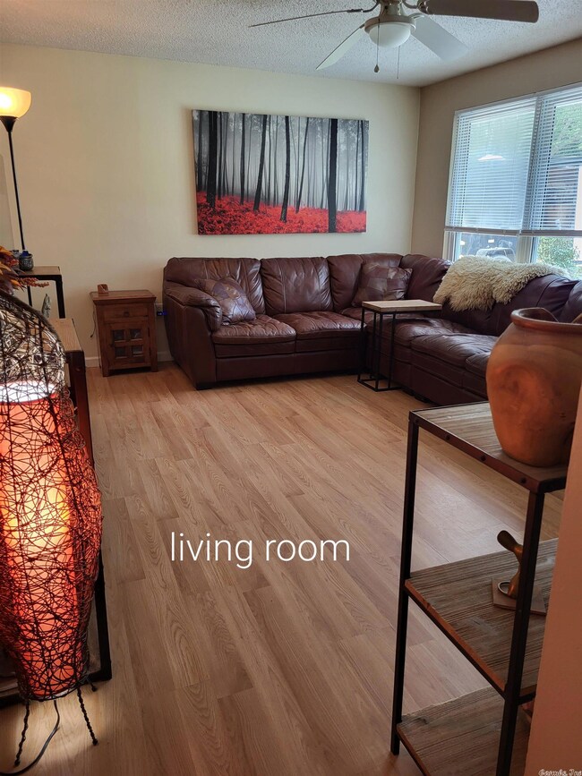 2115 Broadview Ave, Conway, AR 72034 - photo 2