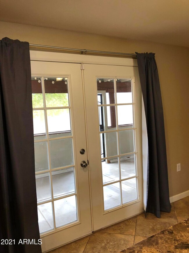 2008 N 55th Ln, Phoenix, AZ 85035 - photo 3