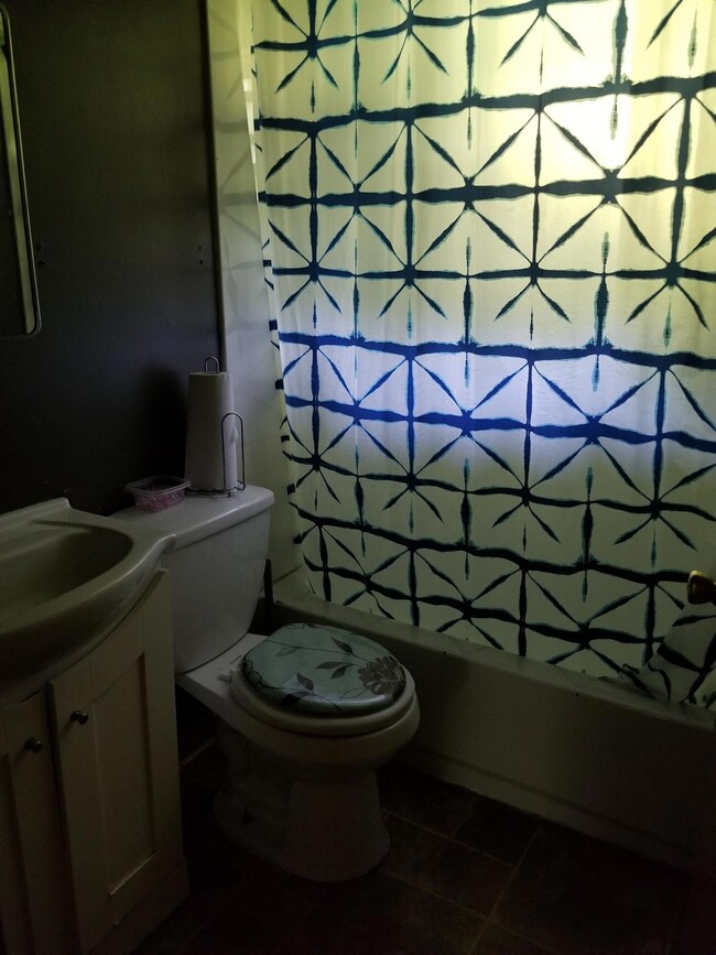 Bathroom 2844