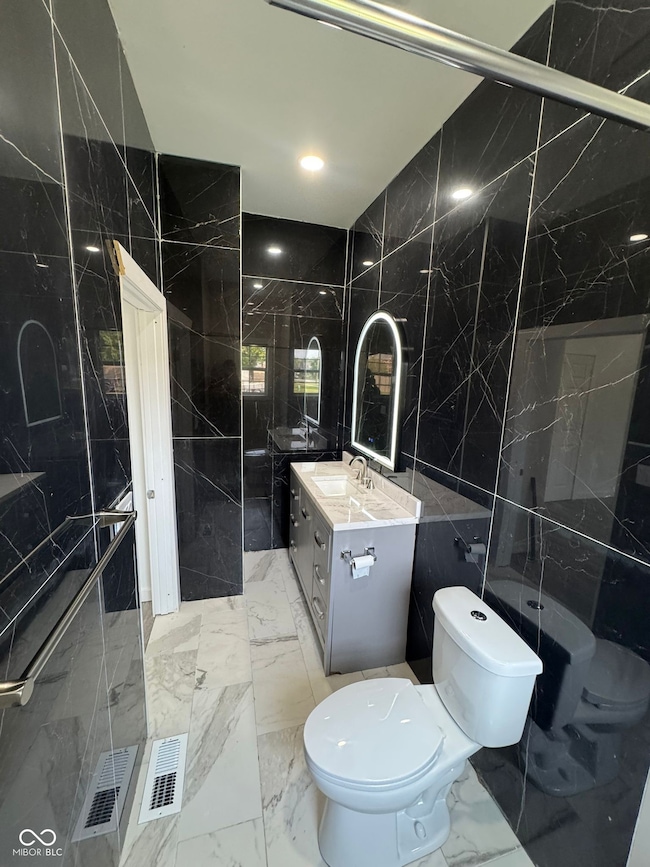 1534 S State Ave, Indianapolis, IN 46203 - photo 3