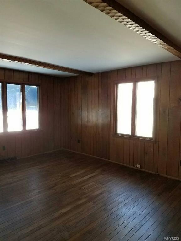 BONUS ROOM- PEGGED HARDWOOD FLOORS- COULD BE DEN, 