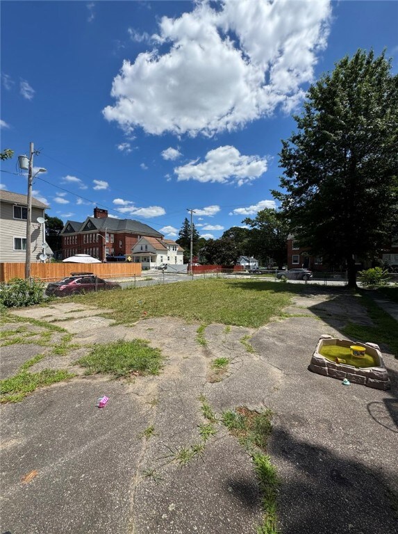 90 Berkshire St, Providence, RI 02908 - photo 2