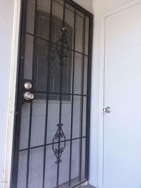 1843 Spring 201 front door