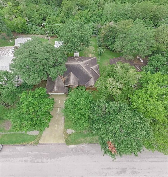 1214 Sally Anne Dr, Rosenberg, TX 77471 - photo 3