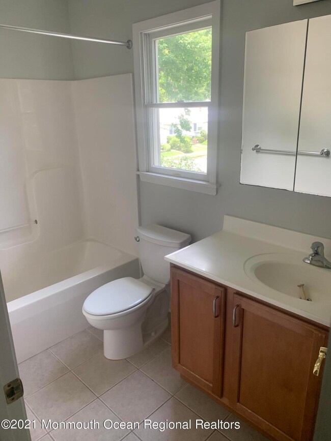 1402 Laurel Ave, Ocean, NJ 07712 - photo 6