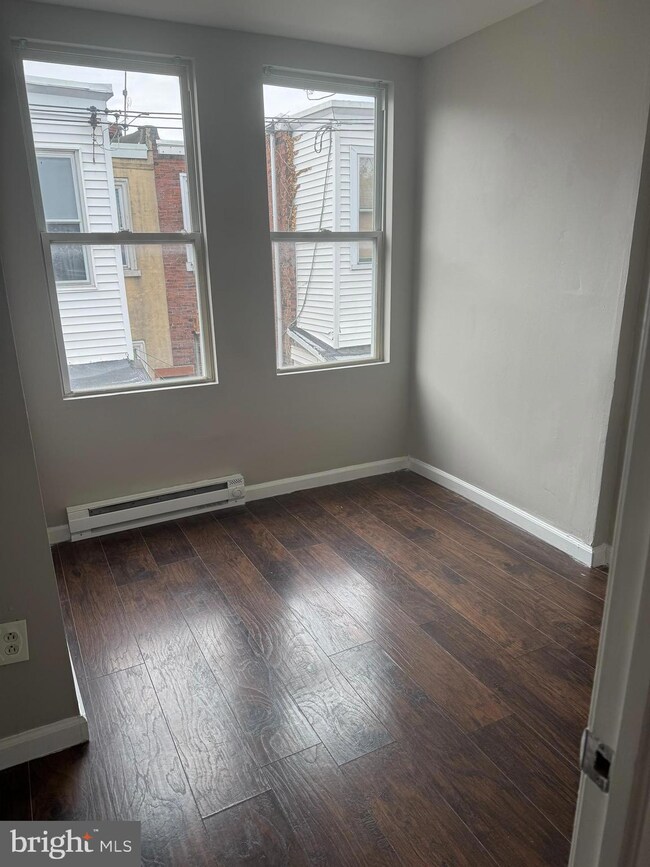 2056 E Stella St, Philadelphia, PA 19134 - photo 7