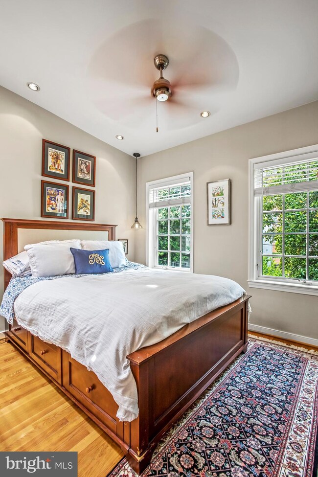 1526 26th St NW, Washington, DC 20007 - photo 7