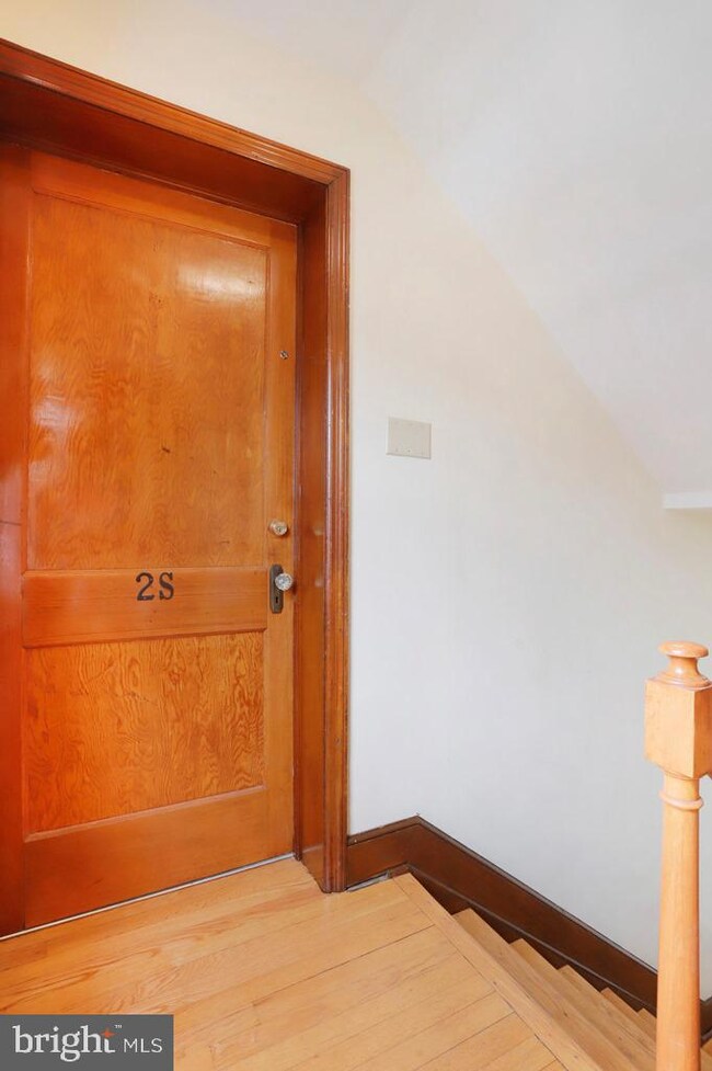 855 Mulberry Ave unit 2S, Hagerstown, MD 21742 - photo 3