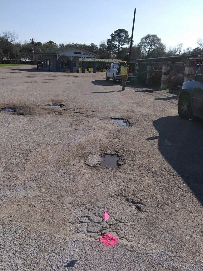 0 E Hwy 6 unit 88133504, Alvin, TX 77511 - photo 2