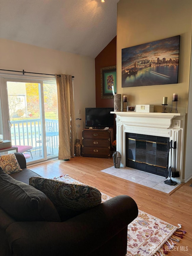 8408 Tamarron Dr, Plainsboro, NJ 08536 - photo 2