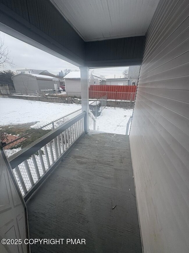 27 Edison St, Wilkes-Barre, PA 18702 - photo 7