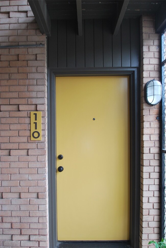 5004 Live Oak St unit 110, Dallas, TX 75206 - photo 4