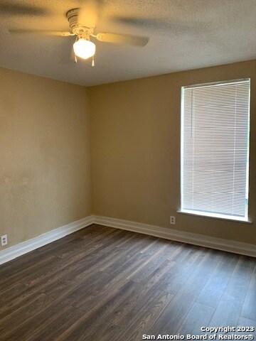 The bedroom has ceiling fan
