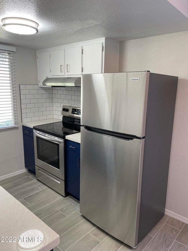 8441 N 34th Ave, Phoenix, AZ 85051 - photo 4